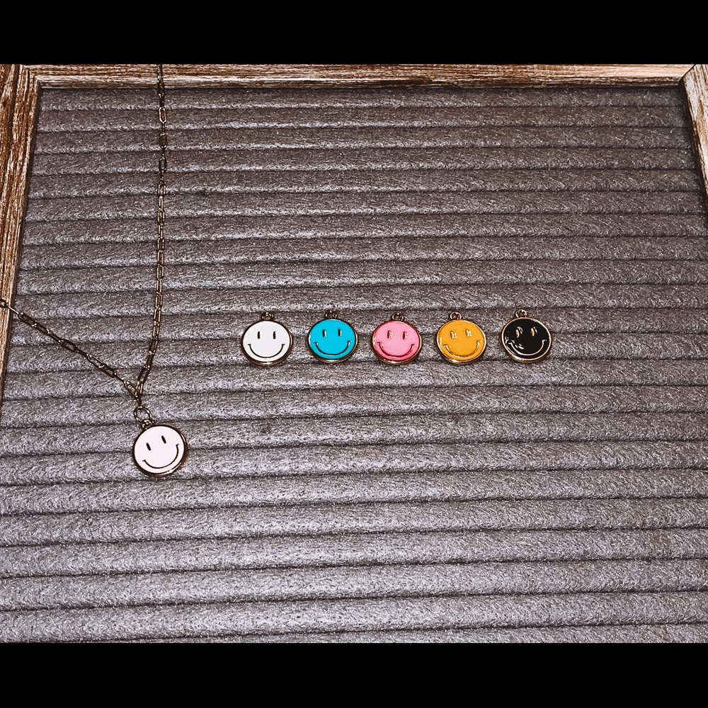 Smiley necklace